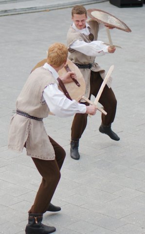 stilizuotakovaokis.jpg